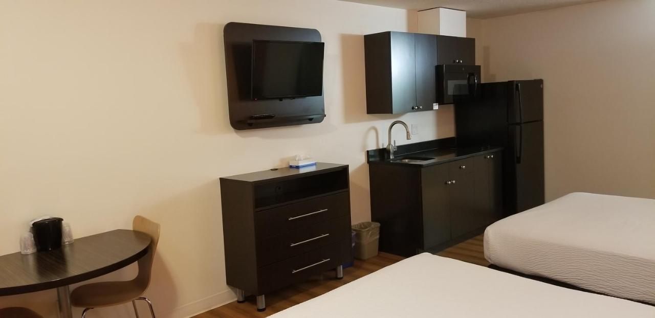 Joys Inn Innisfail, Ab Eksteriør billede