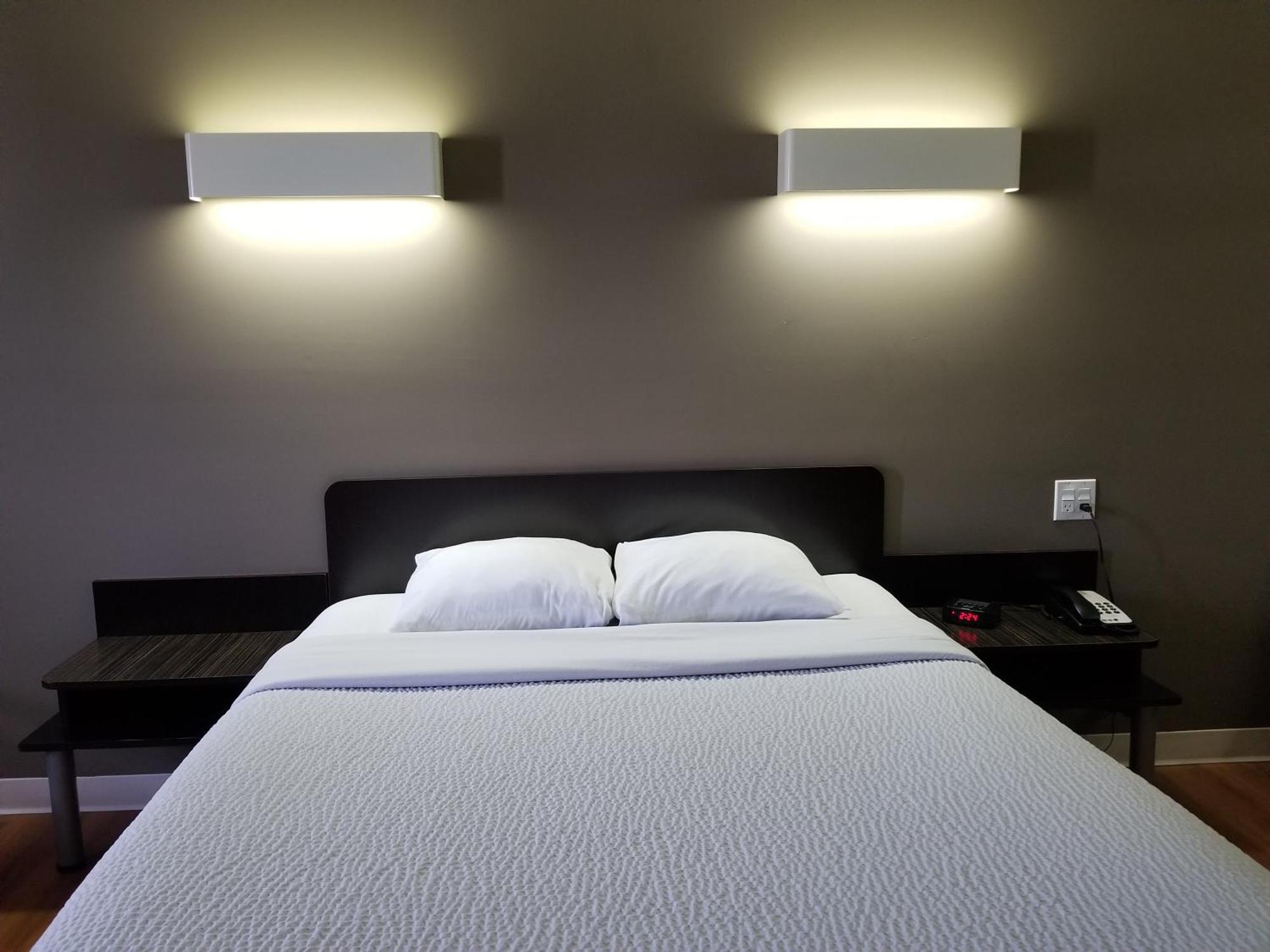 Joys Inn Innisfail, Ab Eksteriør billede