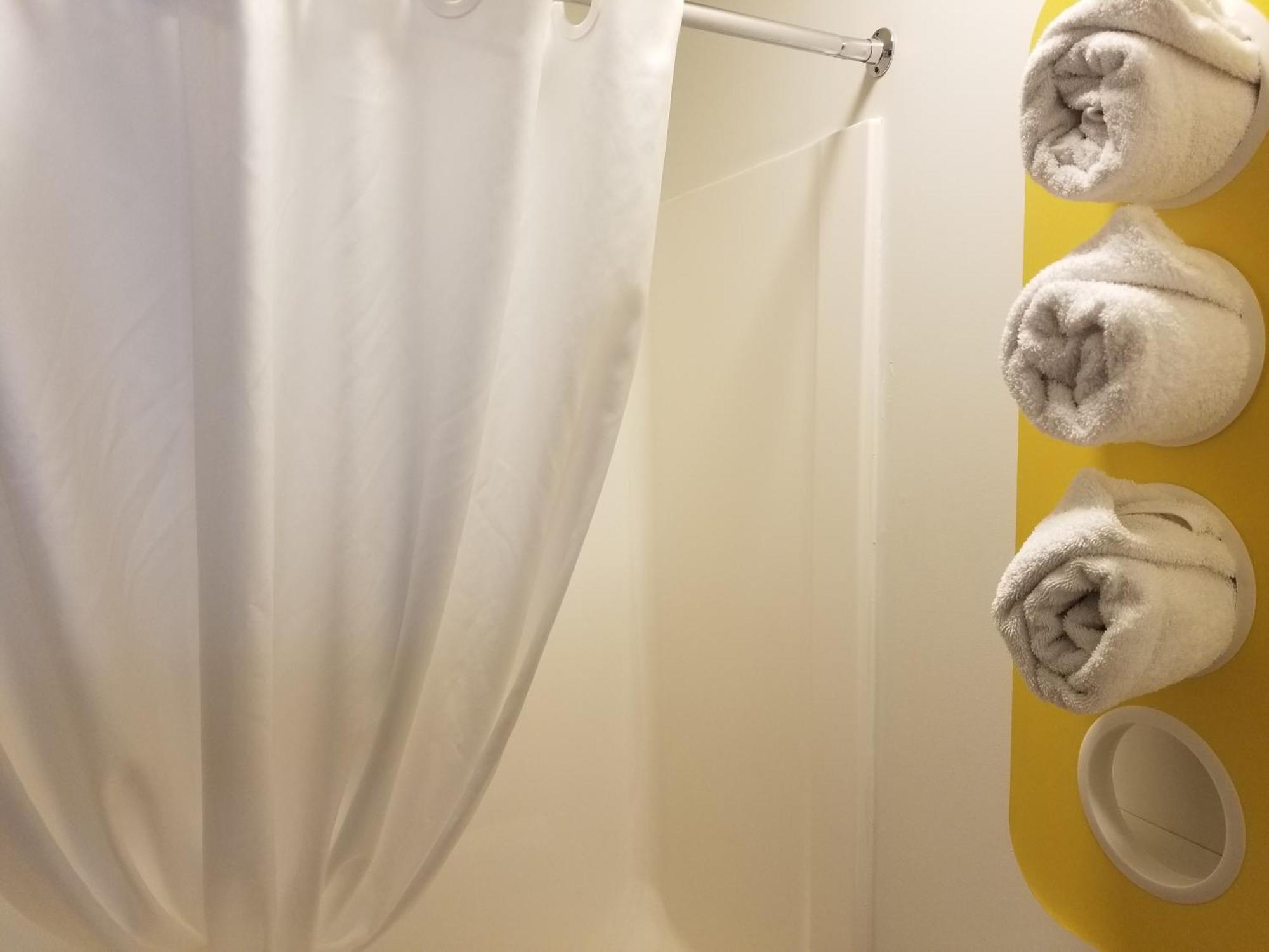 Joys Inn Innisfail, Ab Eksteriør billede
