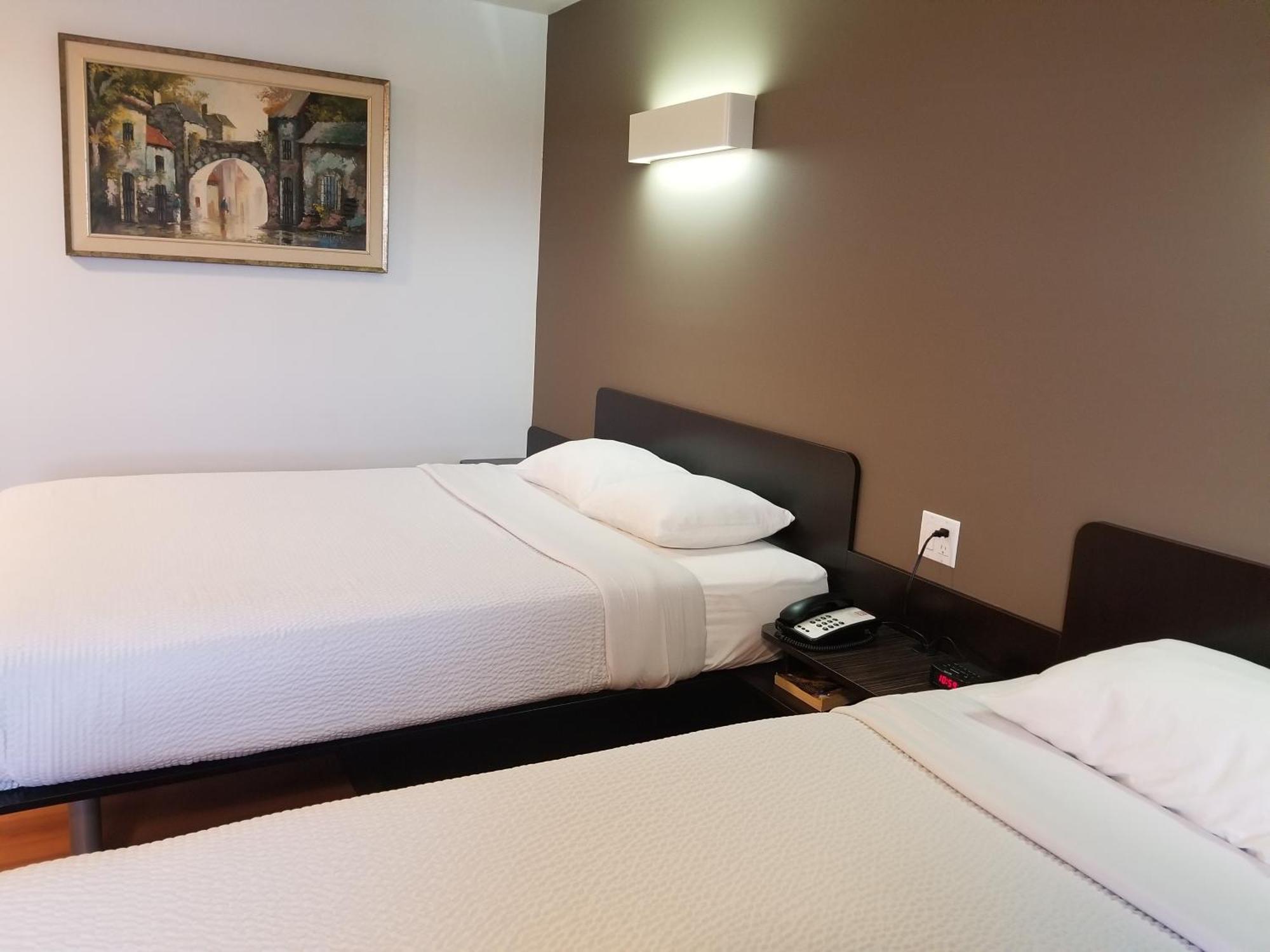 Joys Inn Innisfail, Ab Eksteriør billede