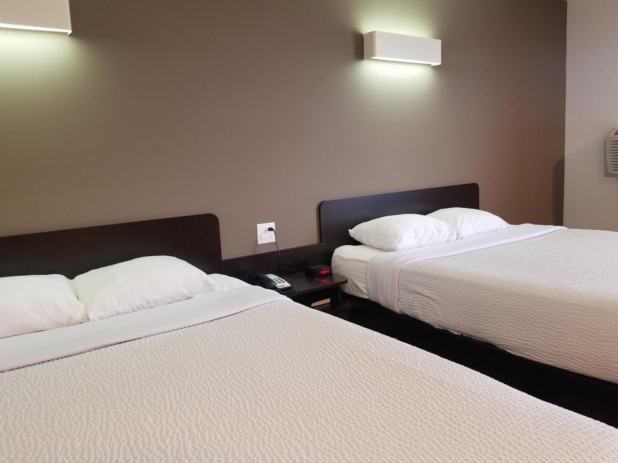 Joys Inn Innisfail, Ab Eksteriør billede